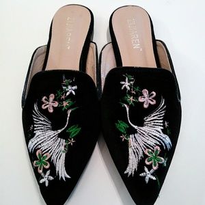Black Velvet Oriental Mule Slides (38/US 7)